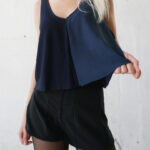 Top dos azules